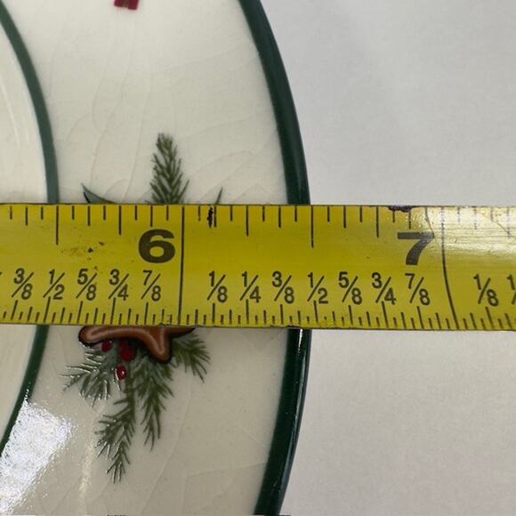 R H Macy The Cellar O'Tannenbaum, 1 Bread &Butter Plate, Holly & Ribbon Border - Picture 6 of 11